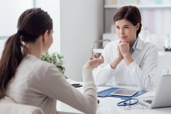 Contact a doctor with diabetes