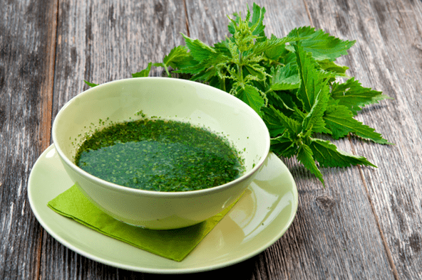 Nettle leaves infusion - popular remedy for diabetes